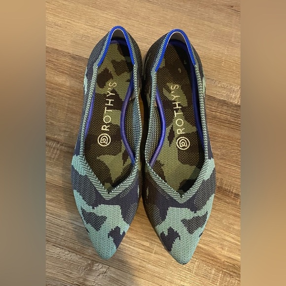 Rothy's The Point Olive Camo Knit Flats Size 7.5 - Picture 4 of 7